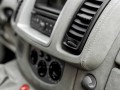 pereoborudovaniye mikroavtobusa renault trafic 015