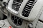 pereoborudovaniye mikroavtobusa renault trafic 015