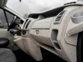 pereoborudovaniye mikroavtobusa renault trafic 025